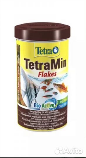 Аквариумные рыбки гуппи, корм