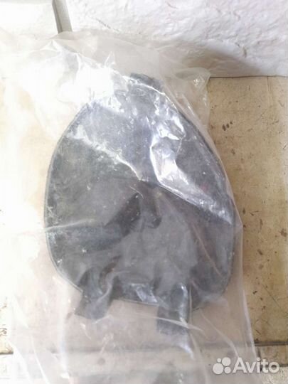 Крышка панели багажного отсека