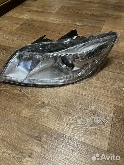 Фара левая skoda octavia 2