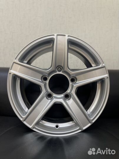 Литые диски R16 на Ниву