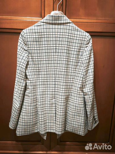 Костюм женский брючный 42/44