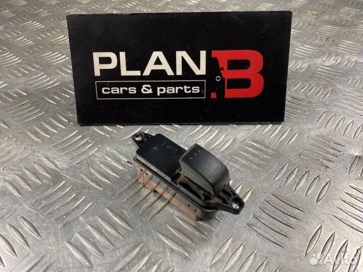 Кнопка стеклоподъемника задняя правая Mazda Cx-7