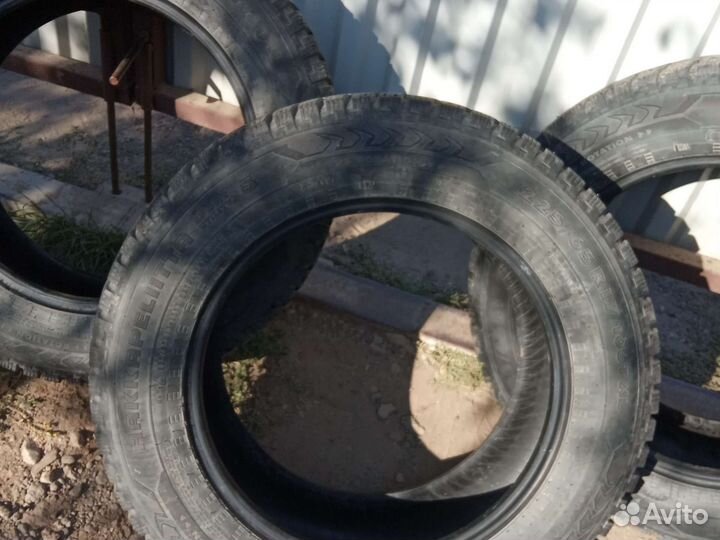 Nokian Tyres Hakkapeliitta 5 225/65 R17