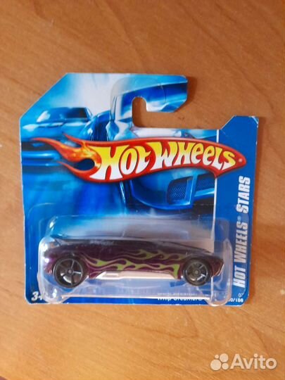 Машинка hot wheels 2002