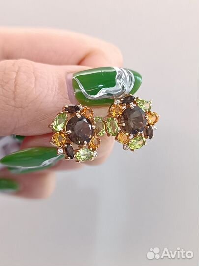 Золотые серьги