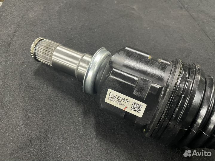 Правый привод Toyota Prius XW50 43410-47040