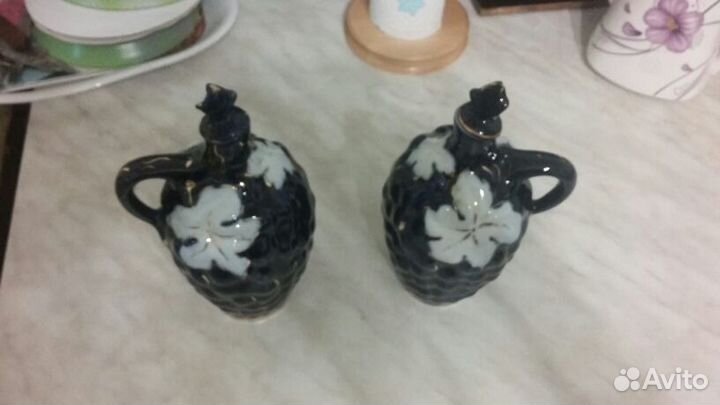 Графинчики фарфоровые