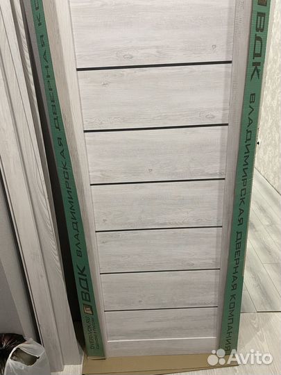 Двери межкомнатные новые без коробки,с петлями