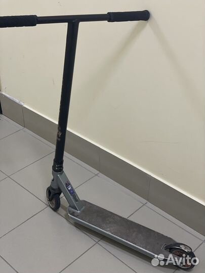 Трюковой самокат tech team duker 404