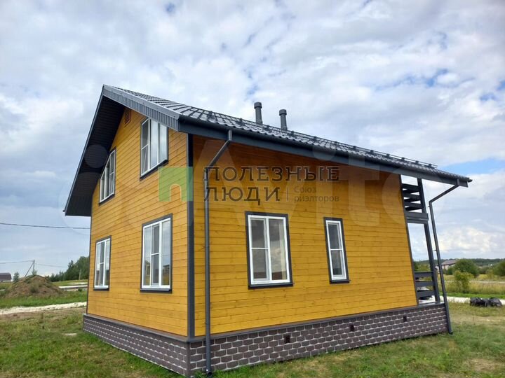 Коттедж 105 м² на участке 10 сот.