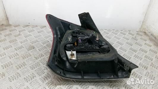 Фонарь задний правый toyota avensis T25 (GNI18MY01