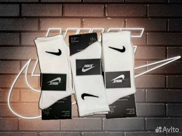 Носки Nike высокие белые