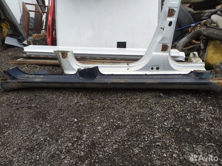 Короб правый Audi 100 45 кузов седан