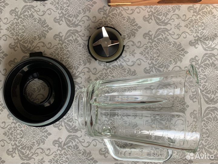 Блендер Vitek VT34-16 BK чаша