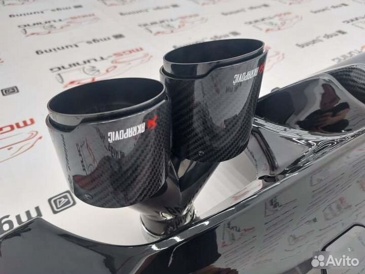 Юбка G30 M5 CS под карбон LED стоп + Акрапович blk