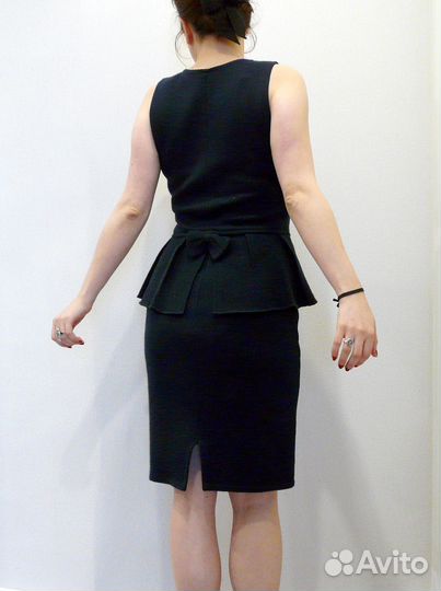 Платье-футляр темно-синее с баской (M-L)