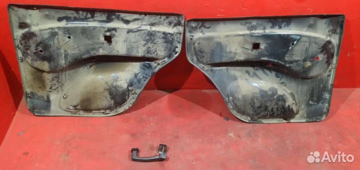 Нива 2131 обшивки задние дефект нива 5-ка