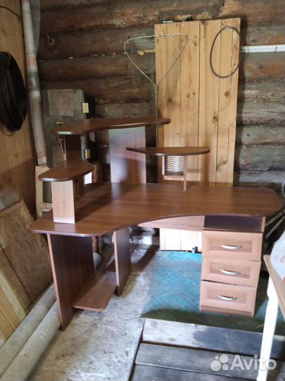 Компьютерный стол бу школьныйугловой