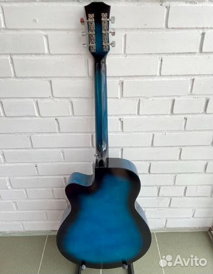 Гитара Белучи