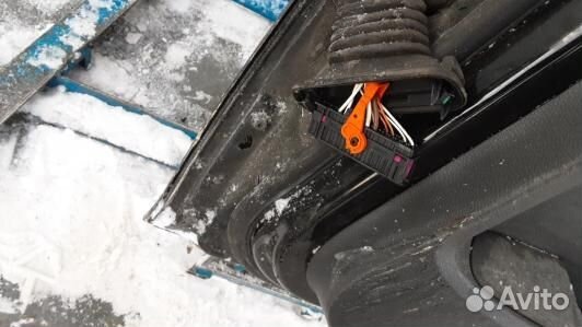 Дверь задняя правая volkswagen golf 5 (CDN20FT01)