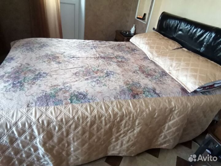 Комплект покрывало плюс две наволочки