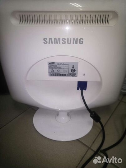 Монитор Samsung 932B