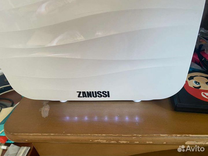 Увлажнитель воздуха с ионизатором Zanussi ZH 5.5