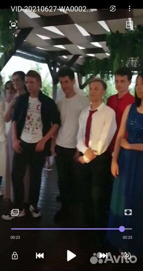 Фокусник (напёрсточник) из 90х