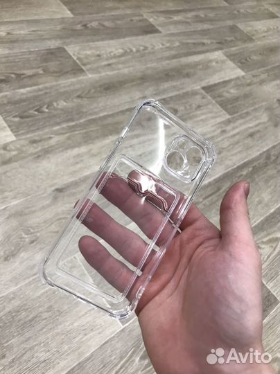 Чехол на iPhone 13