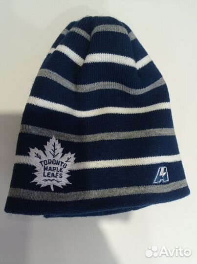 Шапка Toronto maple leafs