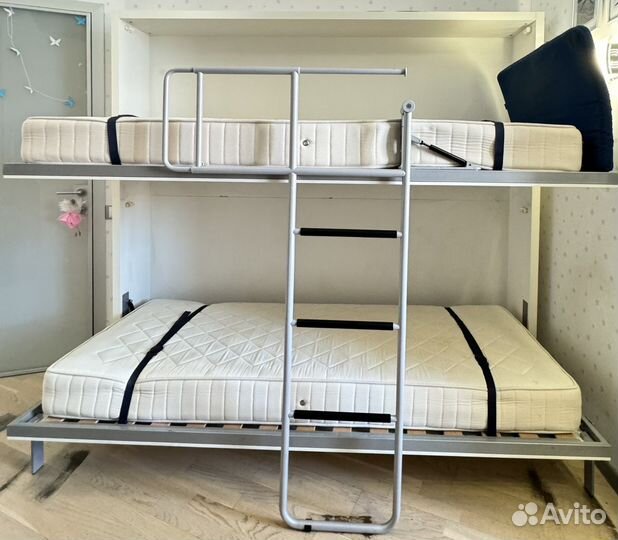 Двухъярусная кровать трансформер