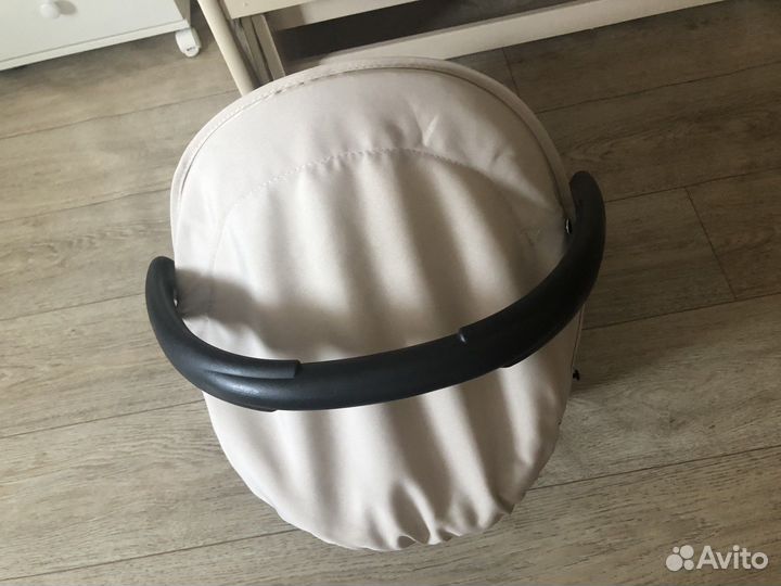 Продам автокресло сам Аreo Zero