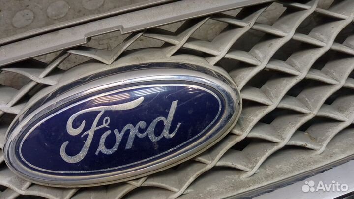 Решетка радиатора Ford Galaxy, 2004