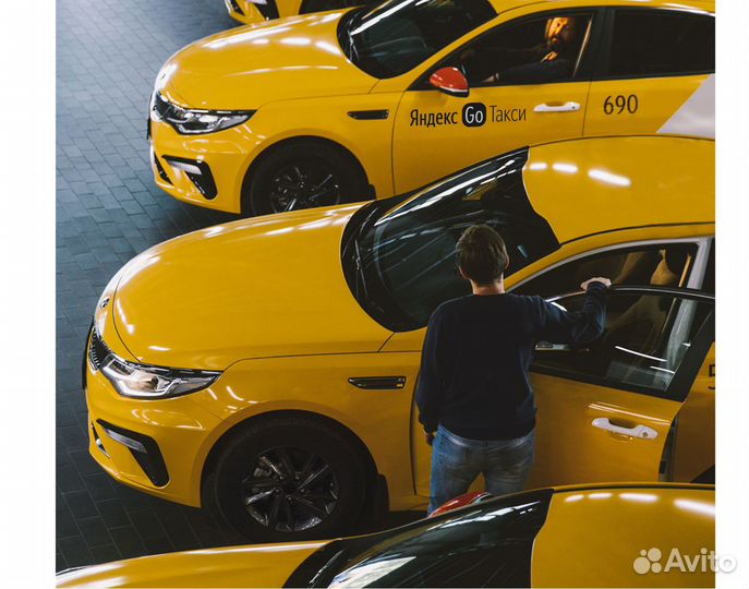 Водитель-женщина с гаратированным доходом