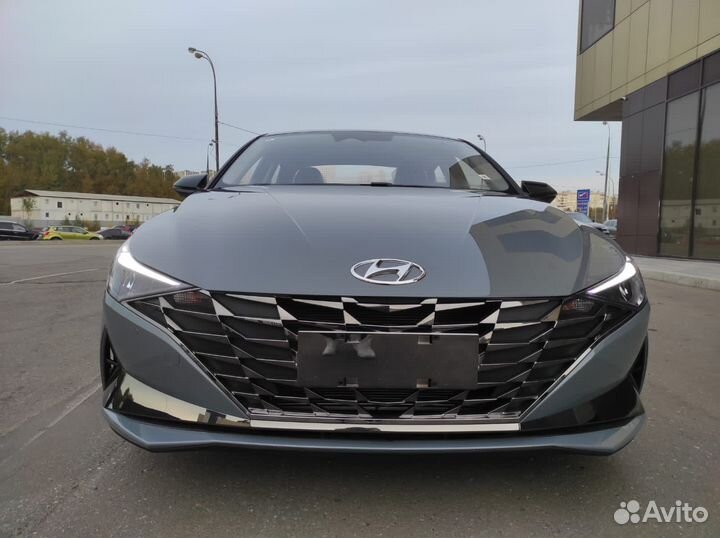 Hyundai Elantra 1.5 CVT, 2023, 80 км