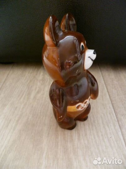 Олимпийский мишка статуэтка