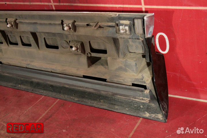 Накладка двери передней прав Volkswagen Touareg NF