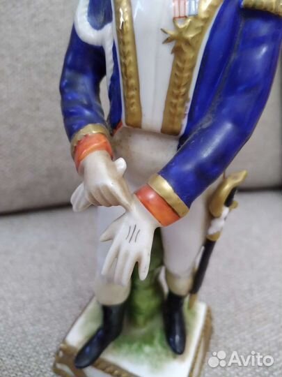 Фарфоровые статуэтки
