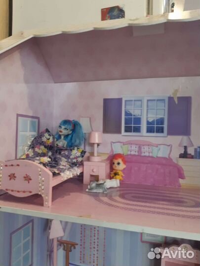 Домик кукольный