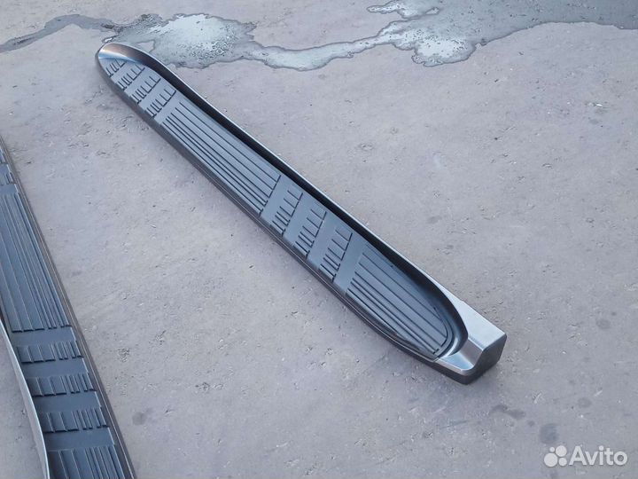 Накладка подножки тойота Ленд Крузер прадо 120