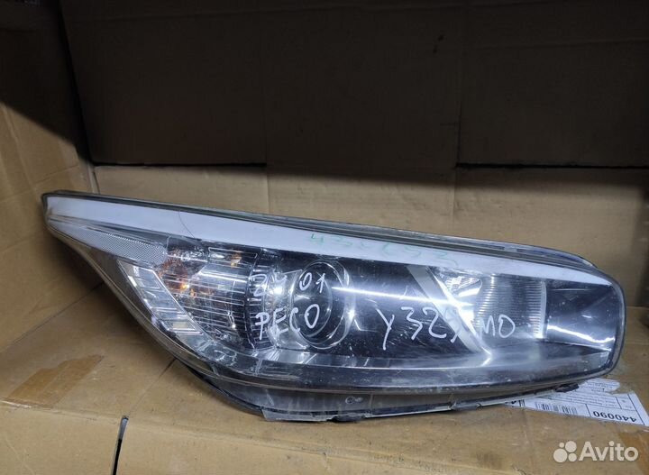 Фара правая Kia Ceed Сид 2016