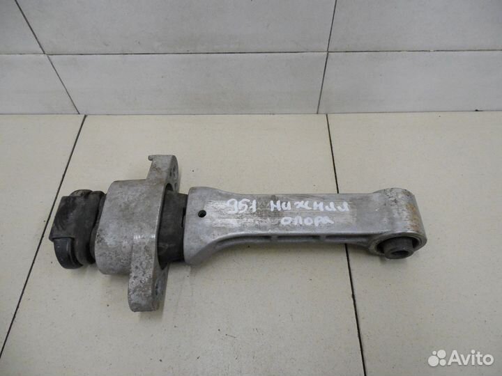 Опора двигателя передняя Sportage 2016