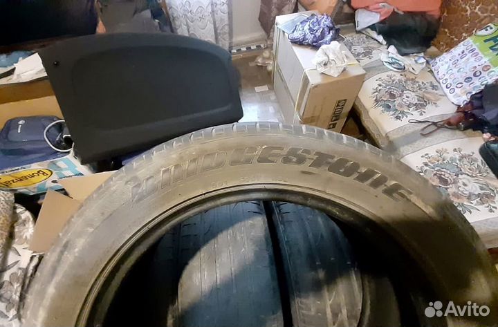 Bridgestone VMT 235/50 R18 97V