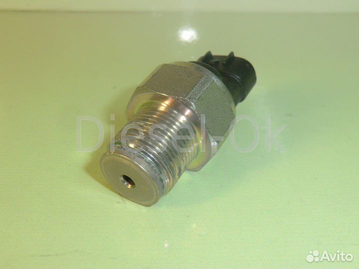 Датчик давления топлива 1KD-FTV 89458-71010 hilux