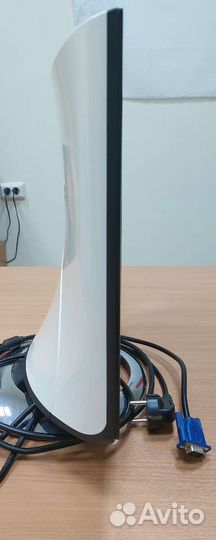 Монитор LG flatron L1740BQ Premium Aristic LX40