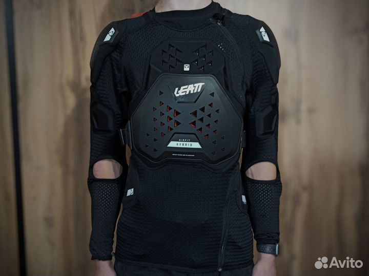 Мотозащита панцирь Leatt Body Protector 3DF AirFit