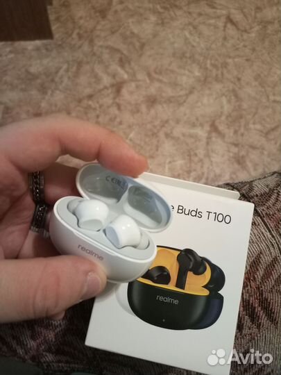 Realme buds t100