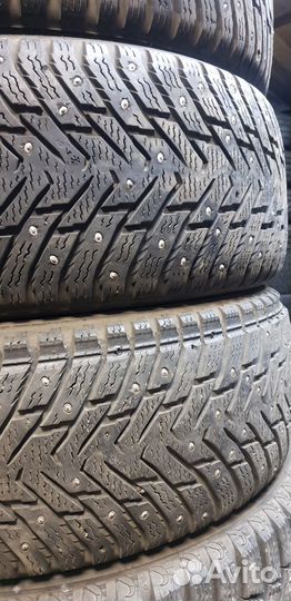 Nokian Tyres Hakkapeliitta 8 215/55 R17