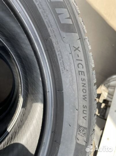 Michelin X-Ice Snow SUV 275/45 R20 и 305/40 R20 110T