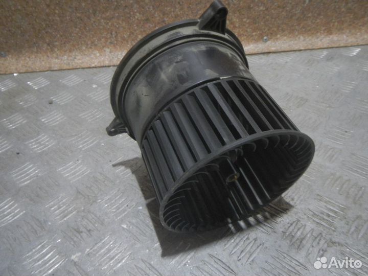 Моторчик отопителя, Ford (Форд) -fiesta (01-07)